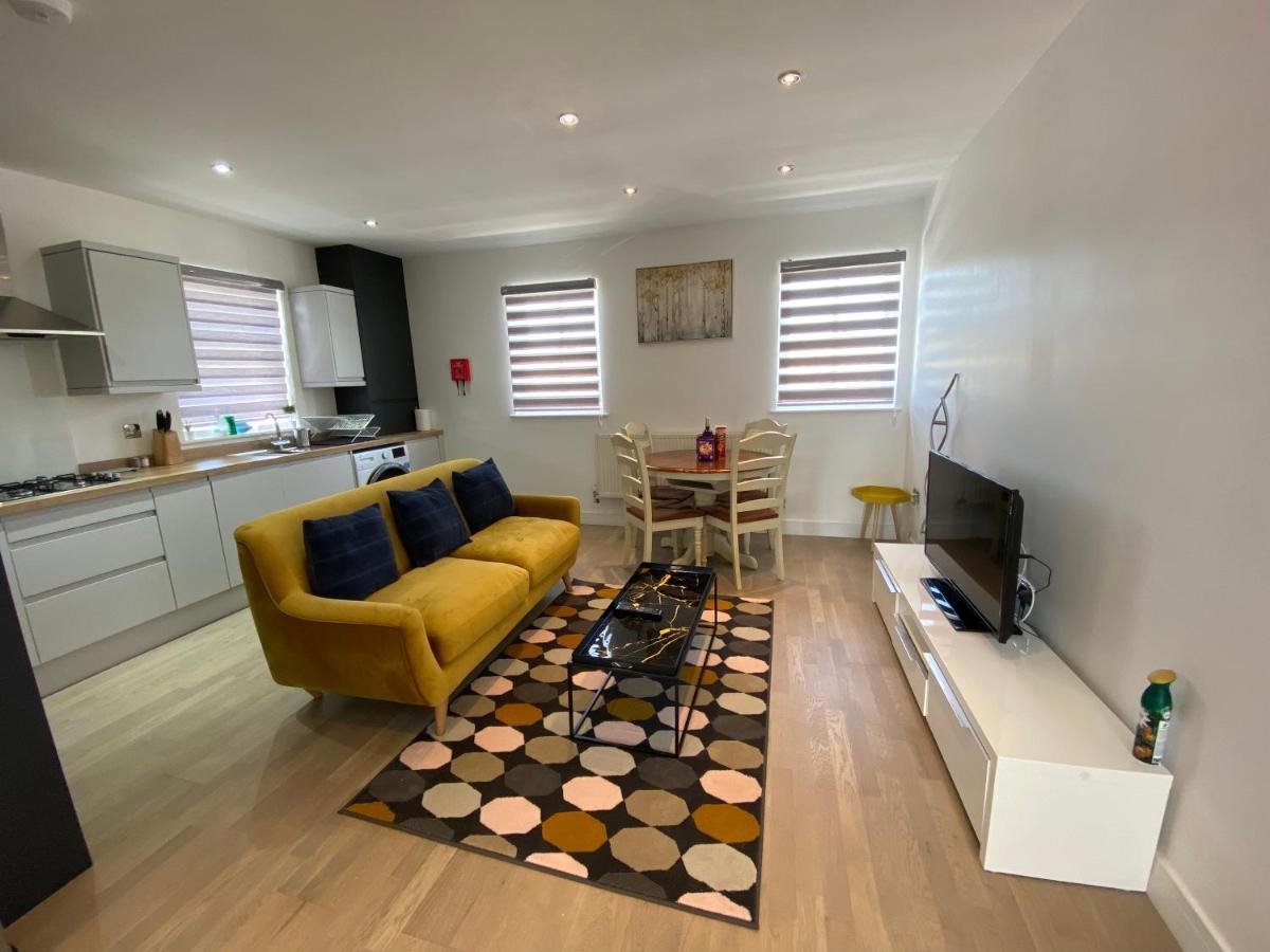 Apartment No 8 - Stay In Style In The Heart Of The Cathedral City. Truro Exterior photo