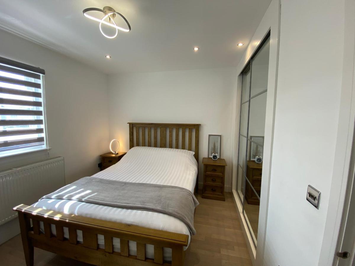 Apartment No 8 - Stay In Style In The Heart Of The Cathedral City. Truro Exterior photo